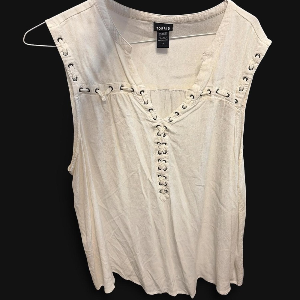 Torrid Womens Ivory Lace Up Grommet Sleeveless Rayon Gauze Top Plus Size 3